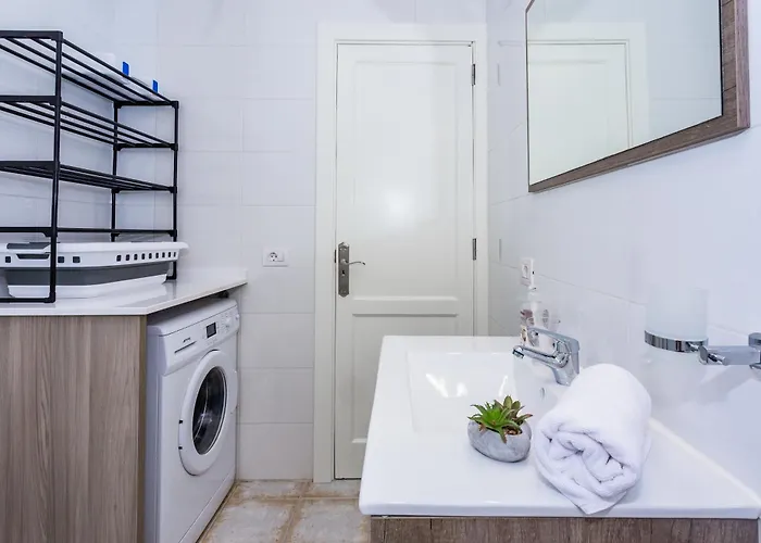 Eslanzarote Tana House, Super Wifi, Tv Satelite, Bbq 度假居 *